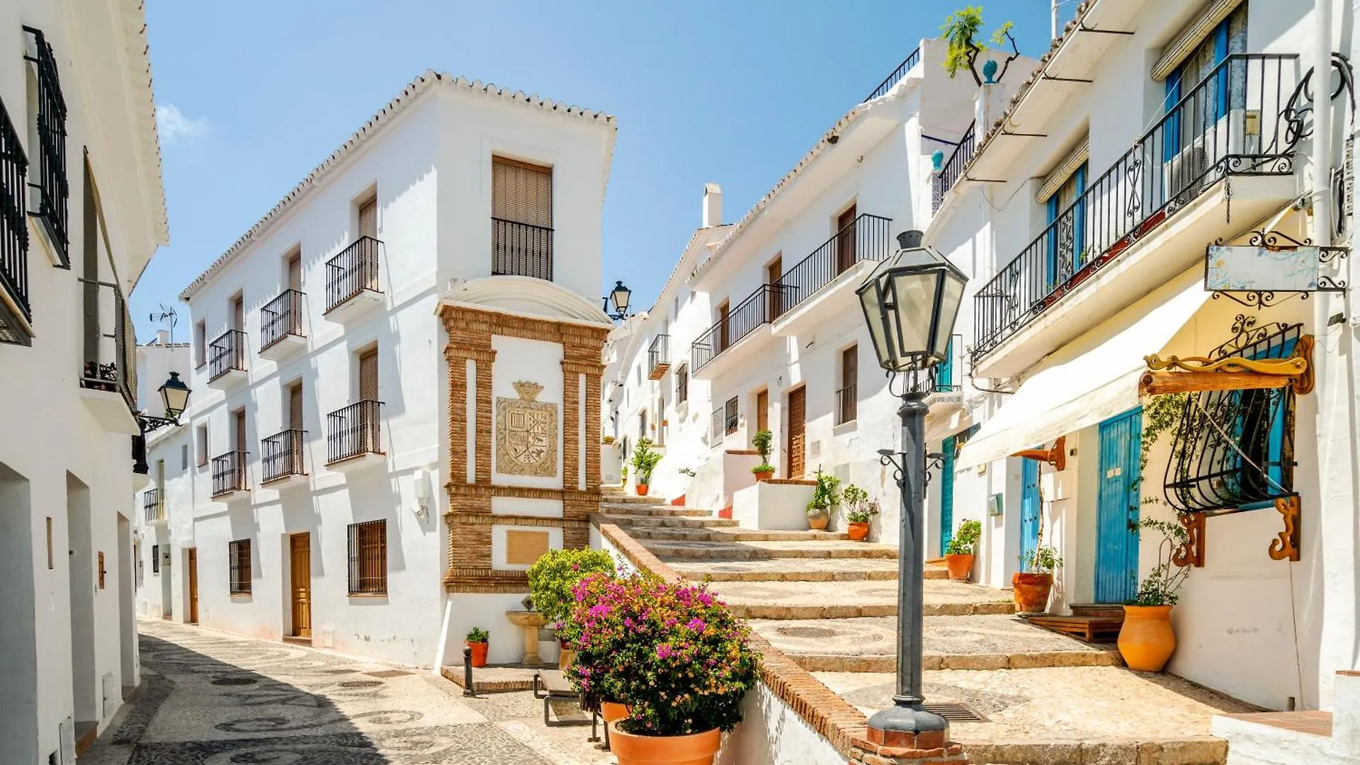 Апартаменты Apartamento Coral En El Centro De Nerja - South Costa